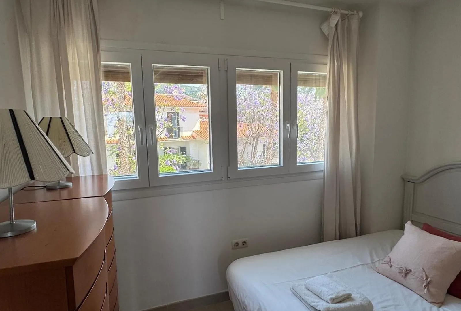 Livemalaga Terrace & Beach Grand House 0*, Malaga